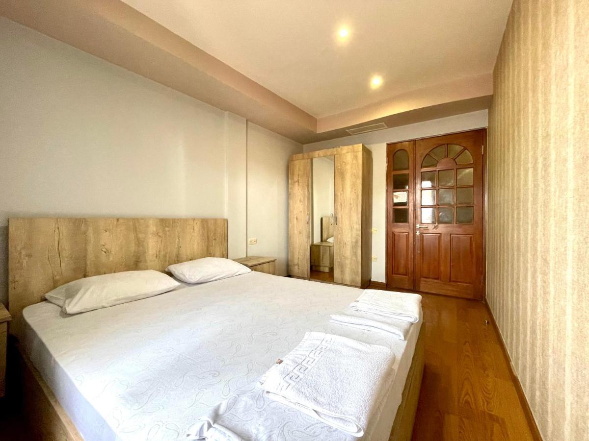 Apartments Emili Erywań Zewnętrze zdjęcie