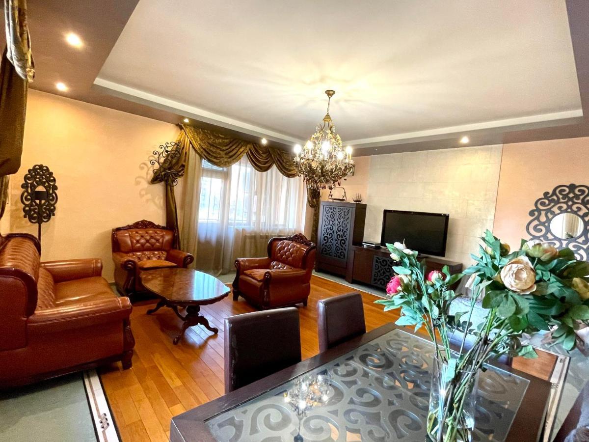 Apartments Emili Erywań Zewnętrze zdjęcie