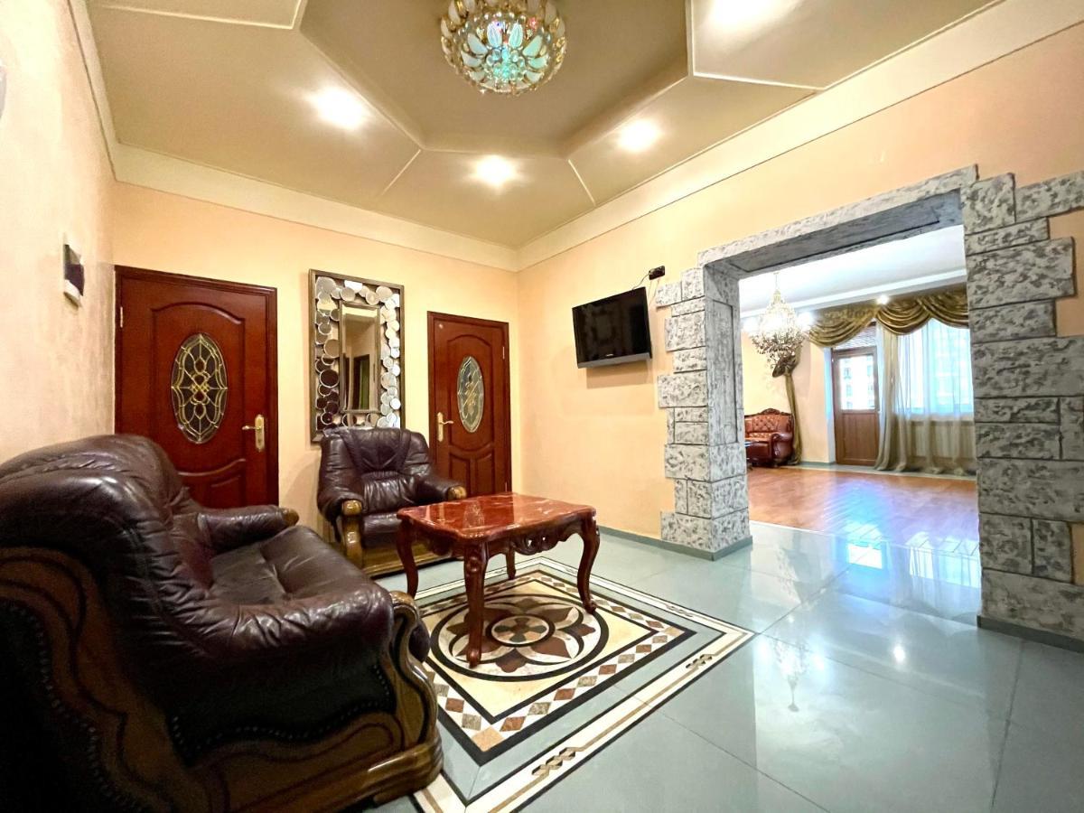 Apartments Emili Erywań Zewnętrze zdjęcie