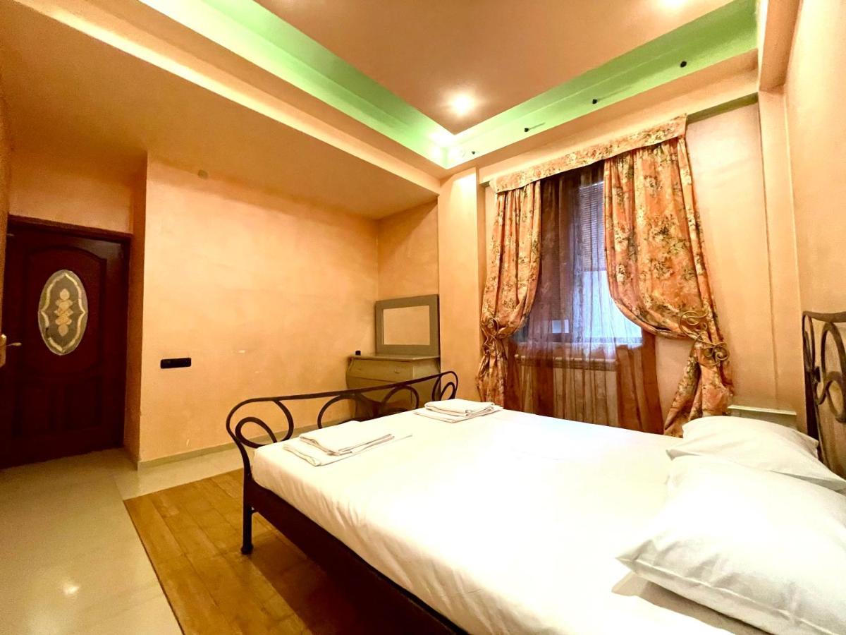 Apartments Emili Erywań Zewnętrze zdjęcie