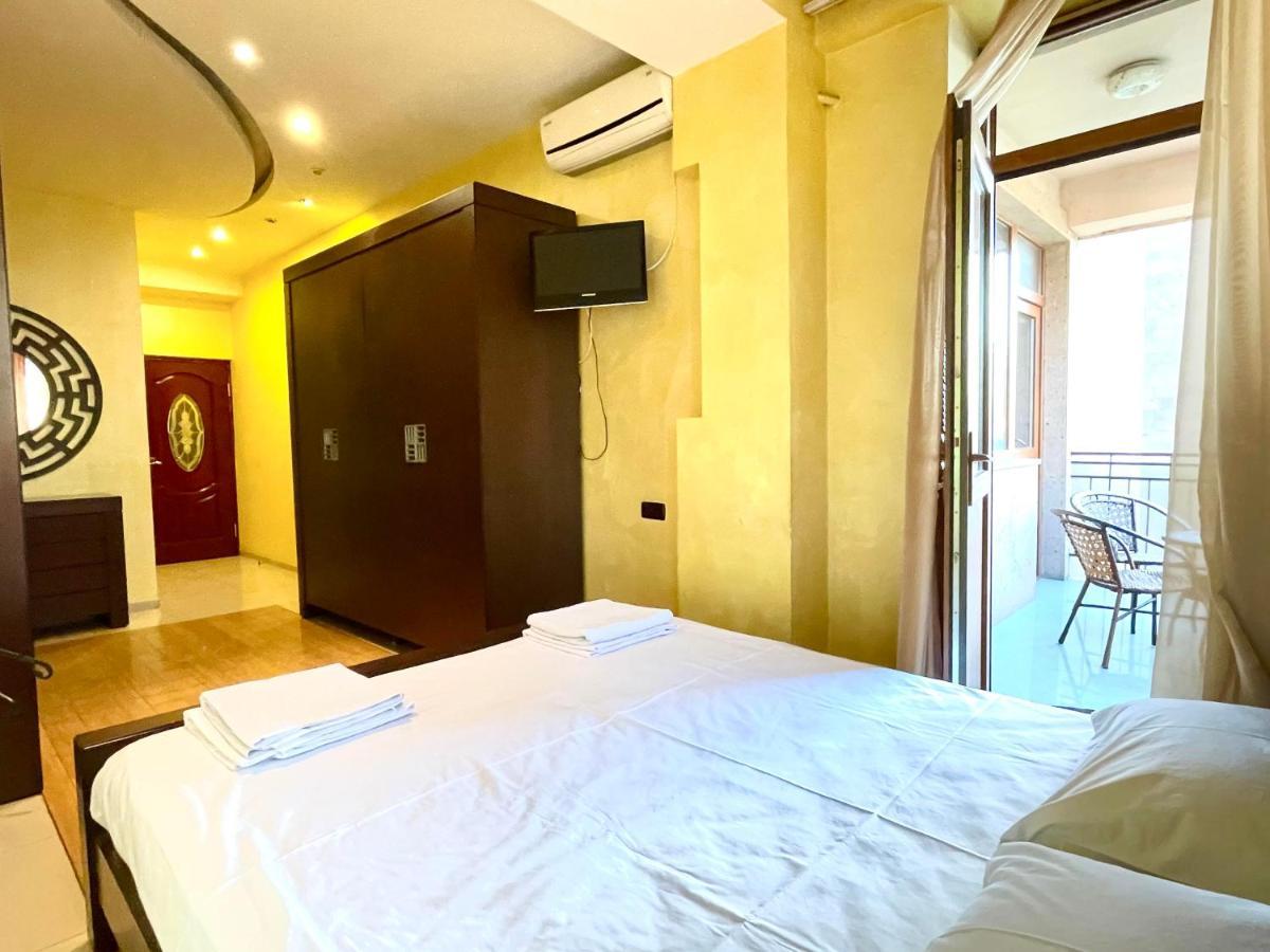 Apartments Emili Erywań Zewnętrze zdjęcie