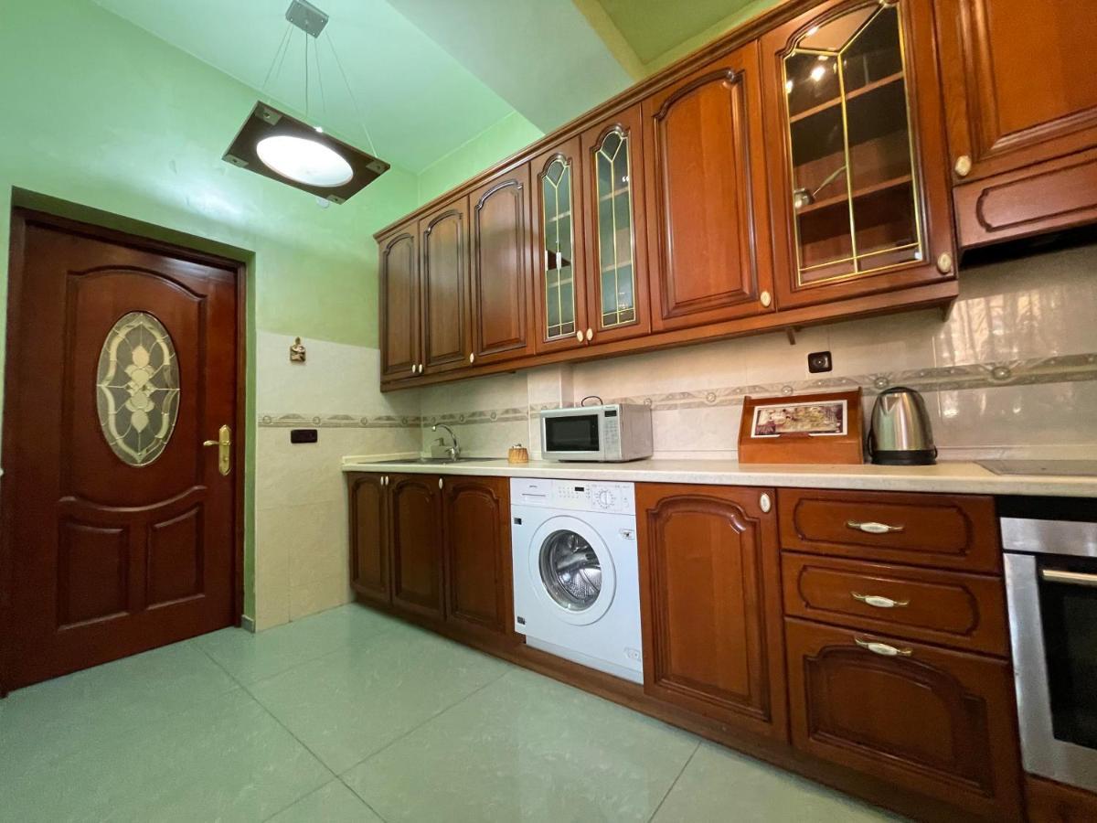 Apartments Emili Erywań Zewnętrze zdjęcie