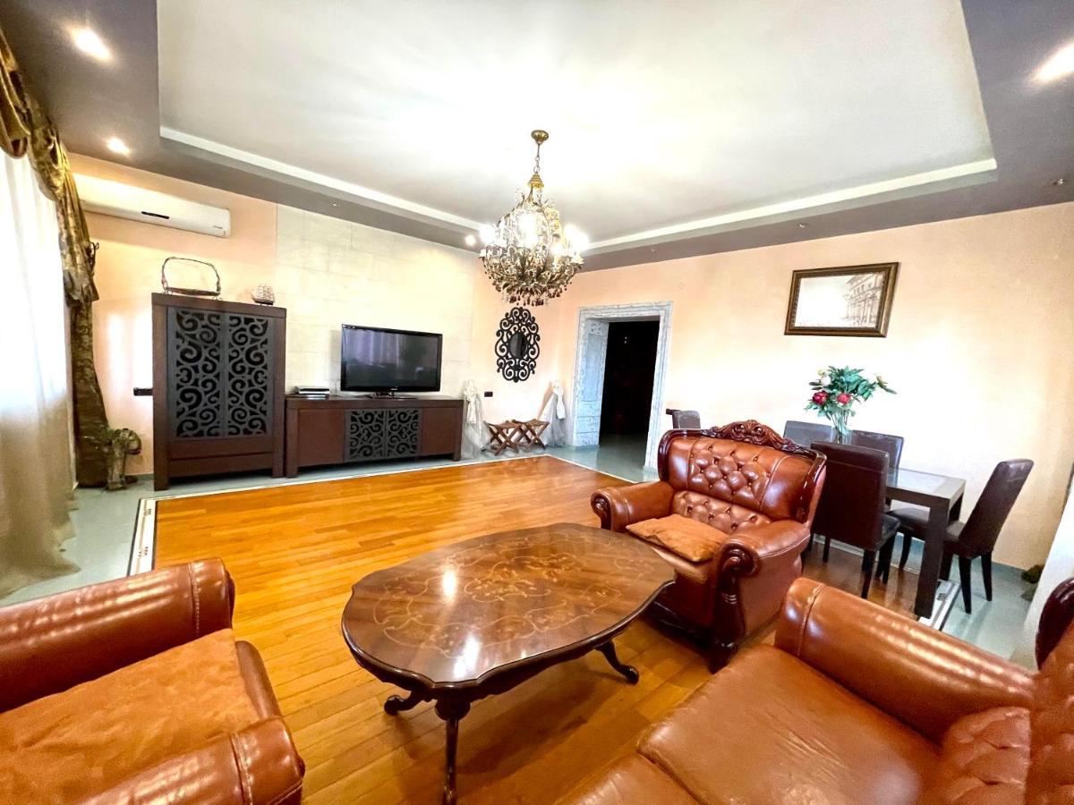 Apartments Emili Erywań Zewnętrze zdjęcie