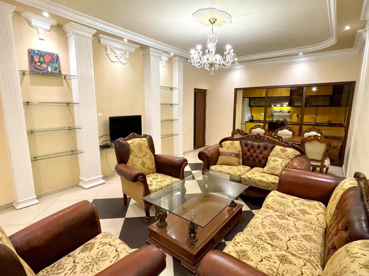 Apartments Emili Erywań Zewnętrze zdjęcie