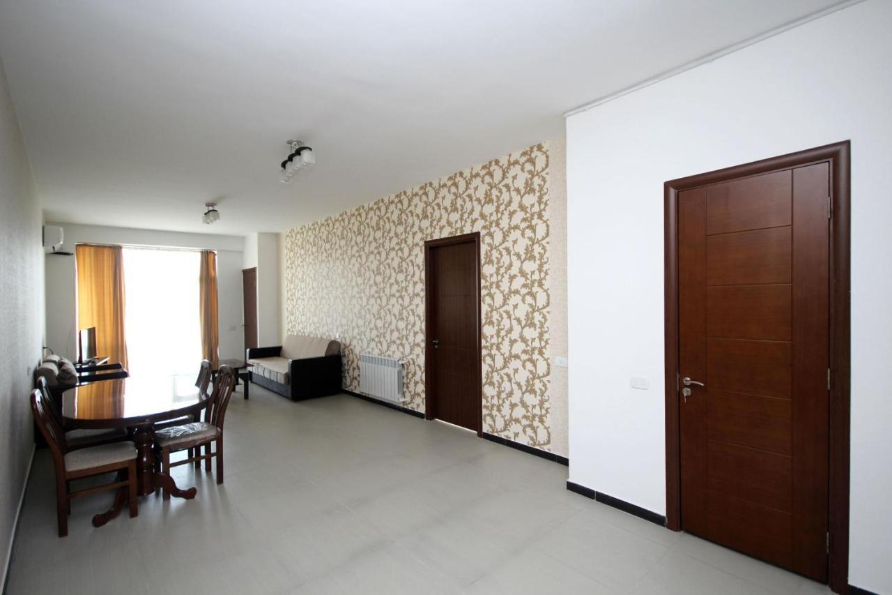 Apartments Emili Erywań Zewnętrze zdjęcie