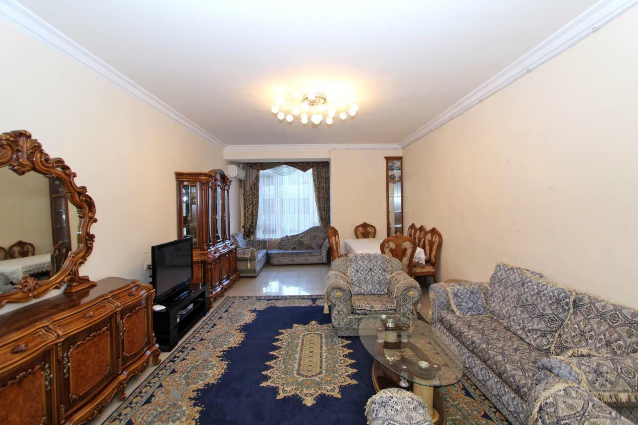 Apartments Emili Erywań Zewnętrze zdjęcie