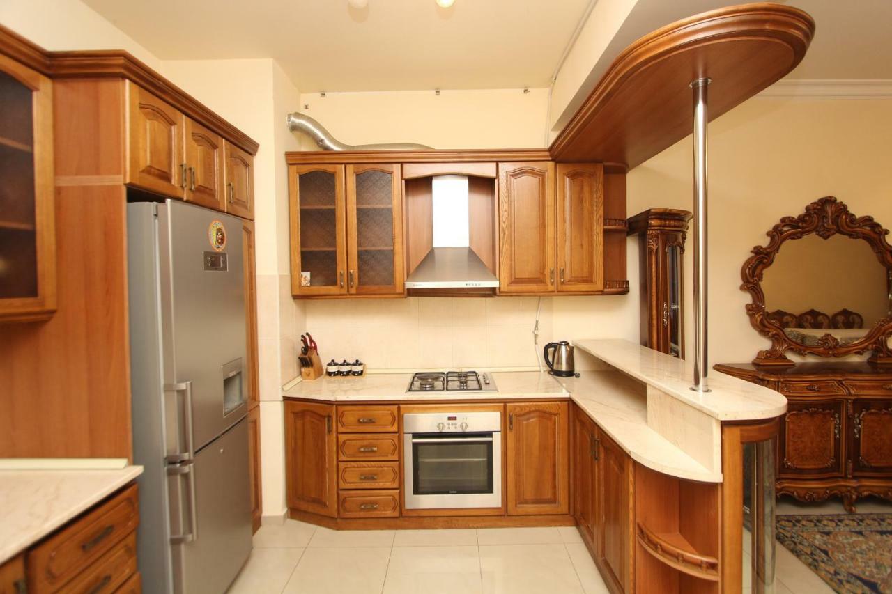 Apartments Emili Erywań Zewnętrze zdjęcie