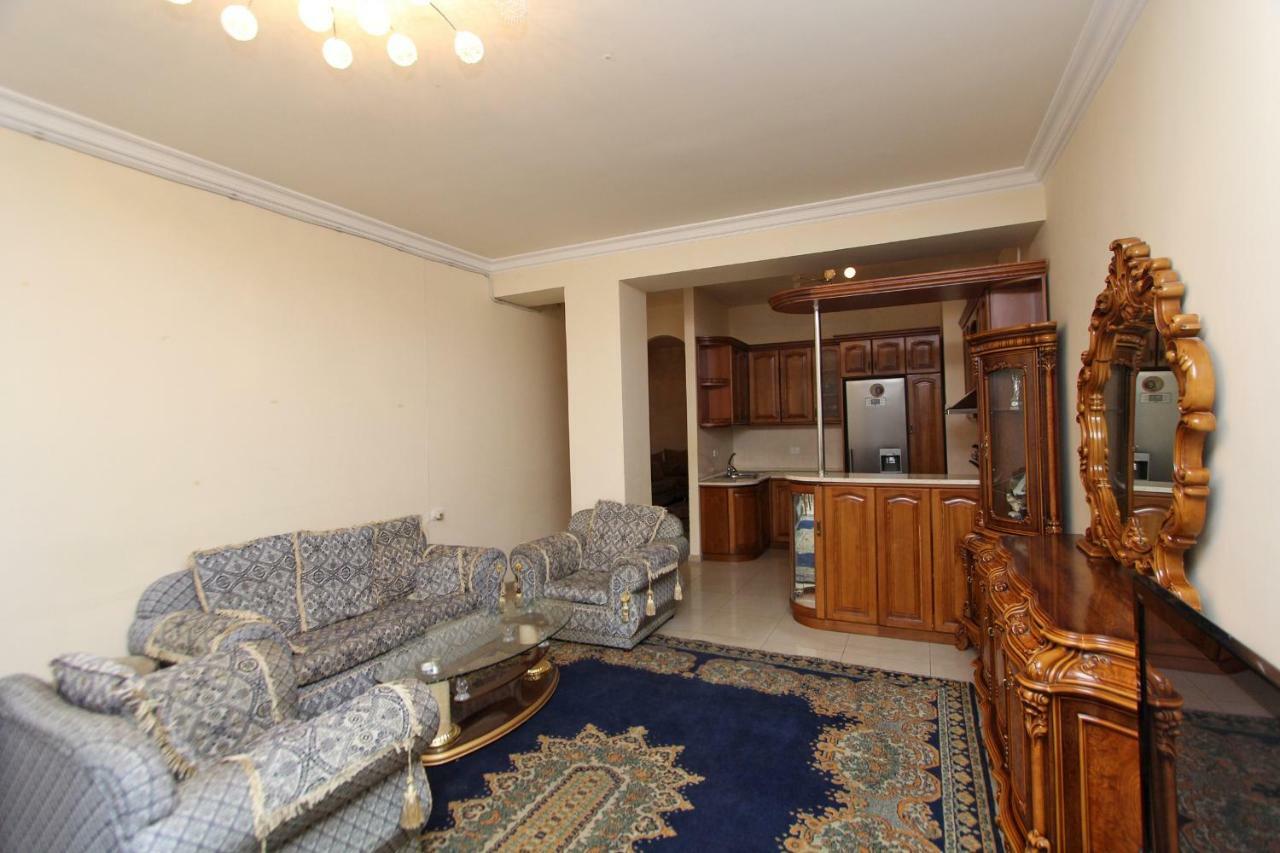 Apartments Emili Erywań Zewnętrze zdjęcie